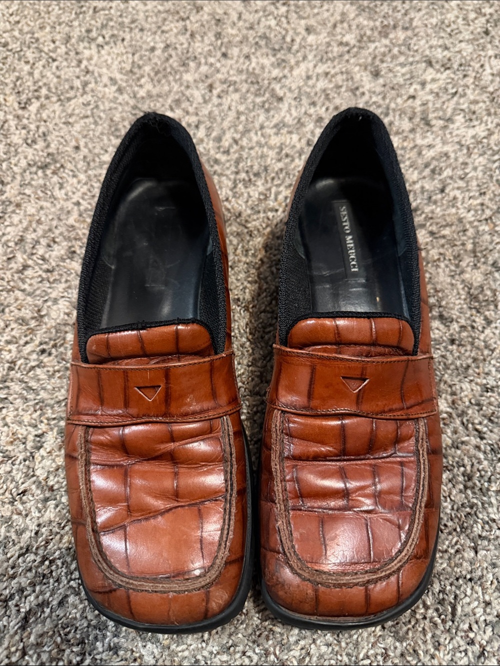 Sesto Meucci Women's Brown Leather Croc-Embossed Slip-On Loafers Size 39 or 8.5